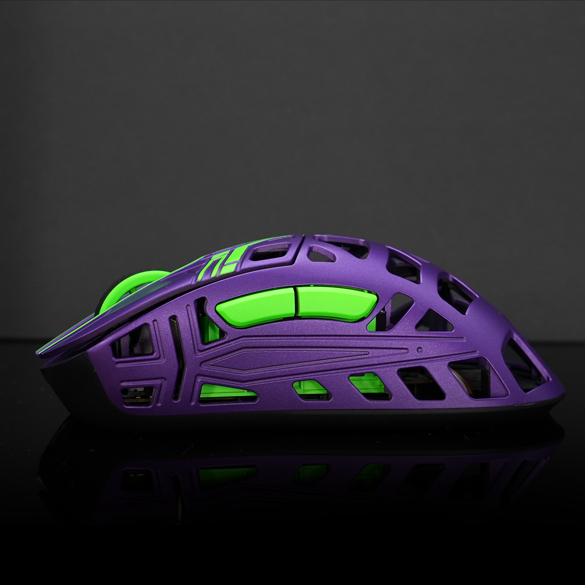 Sword X Magnesium Gaming Mouse